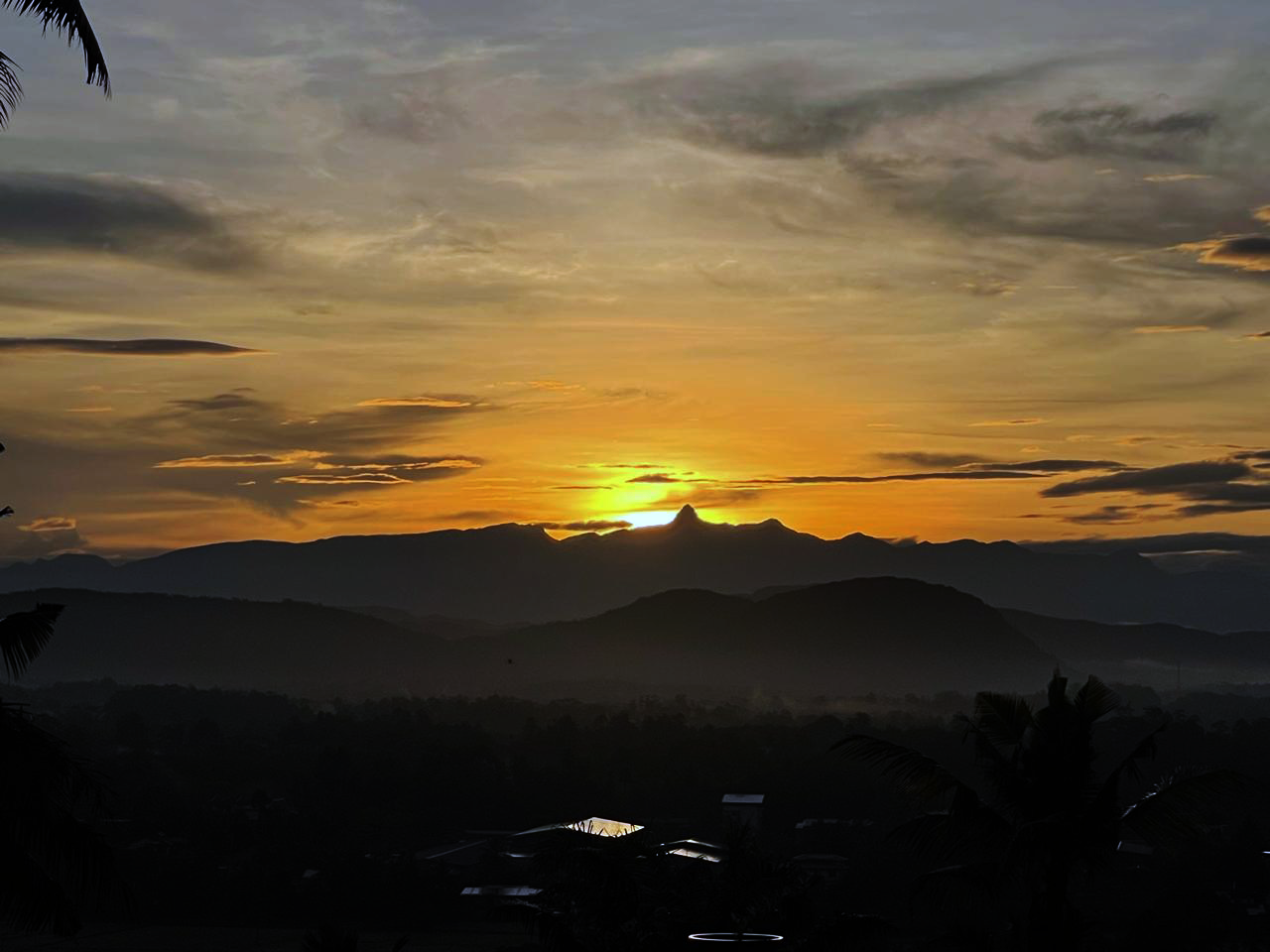 Experience the breathtaking view of Adam’s Peak from the comfort of our hotel.