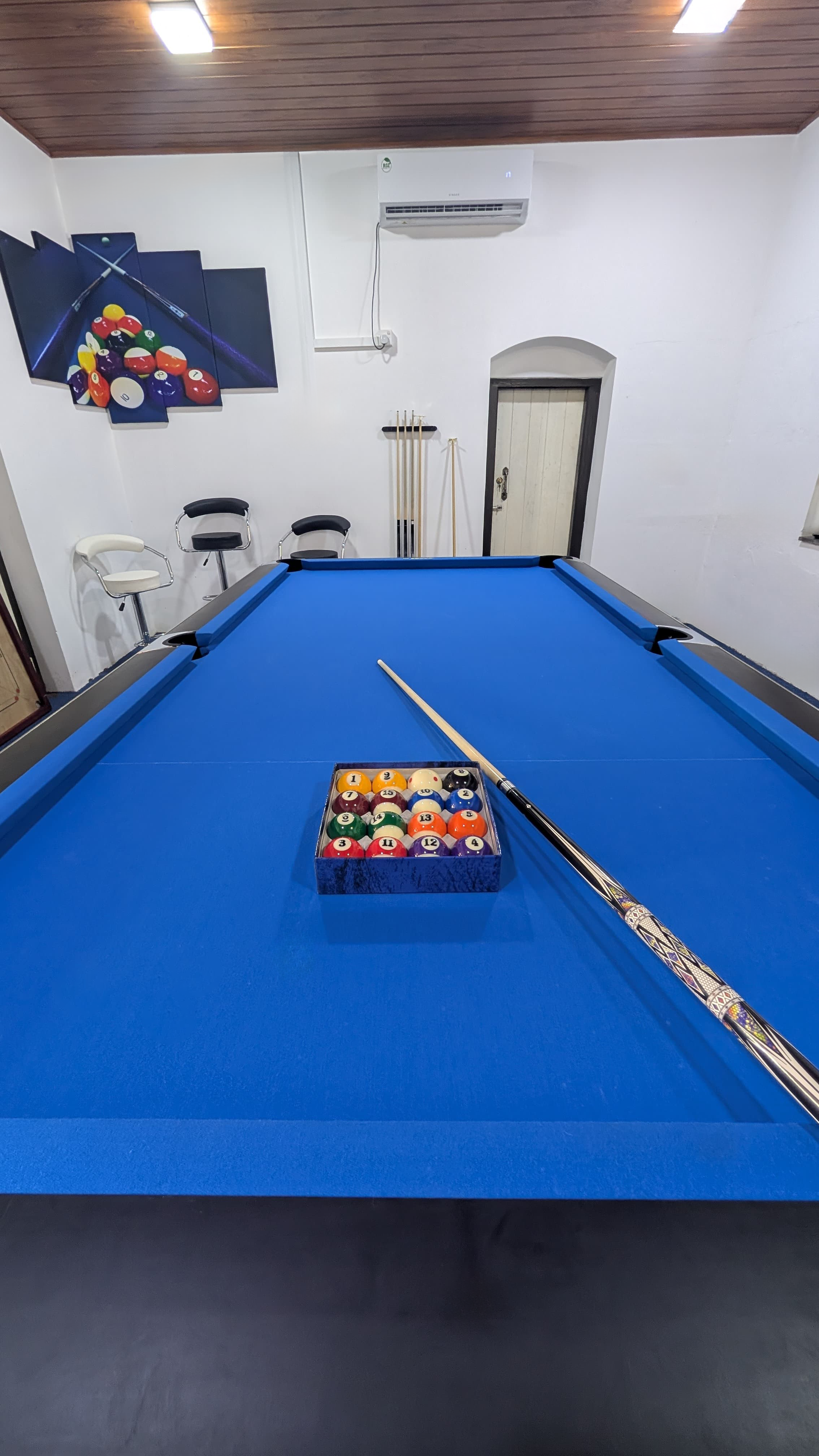 Cue the fun only at Lavainrich Hotel.